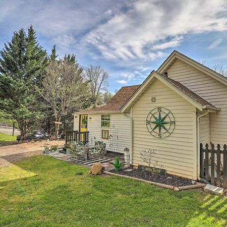 Stylish Asheville Home With Backyard And Fire Pit Woodfin Εξωτερικό φωτογραφία